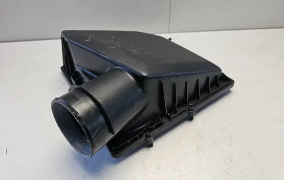 Volvo XC40 Air filter box cover 31439923 8888453056 D367C
