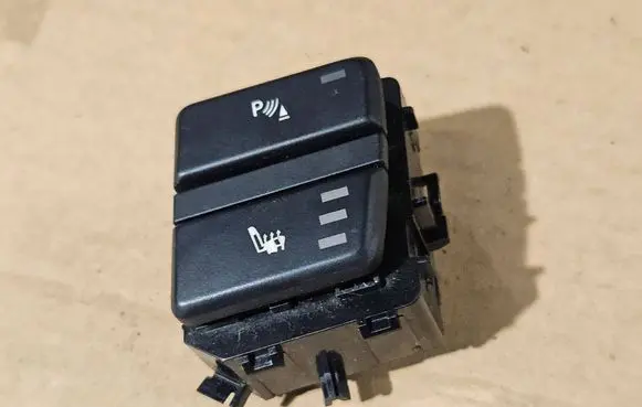 BMW 5 E60 E61 Seat heating switch 9159077