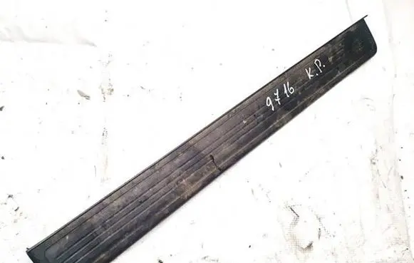 Honda CR-V Front sill trim cover 84252swaa 84252-swa-a
