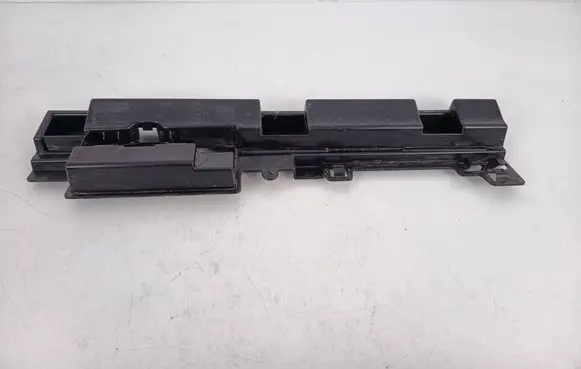 BMW 3 F30 F35 F31 Sill supporting ledge 7256918