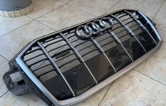 Audi Q7 4M Front grill 4M0853651AH 4M0853651AJ 4M0853651AG