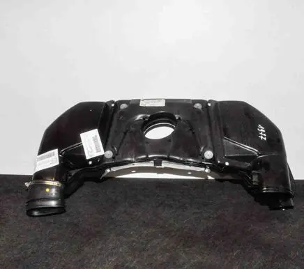 BMW 7 G11 G12 Air filter box 2390516