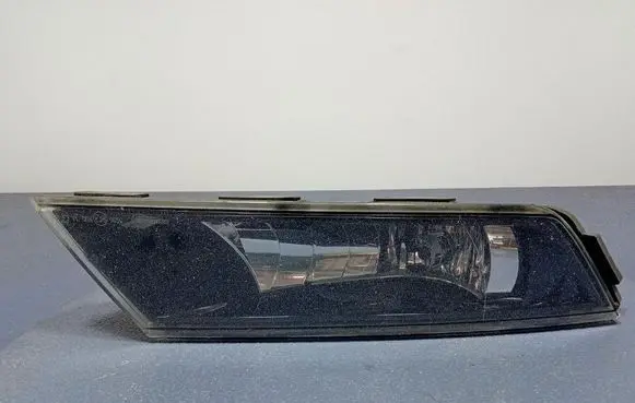 Skoda Superb B5 (3U) Front fog light 3V0941699