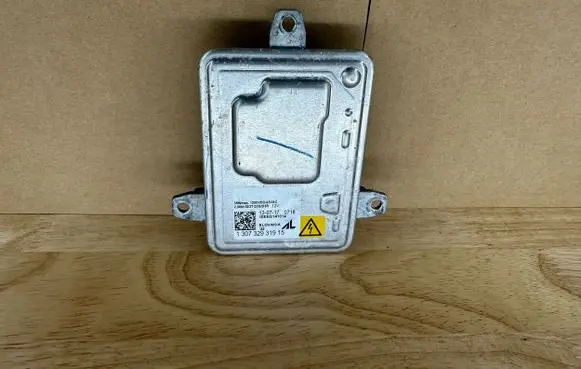 Chevrolet Camaro Headlight ballast module Xenon 130732931915 1200VDC43VAC 10EEG141014
