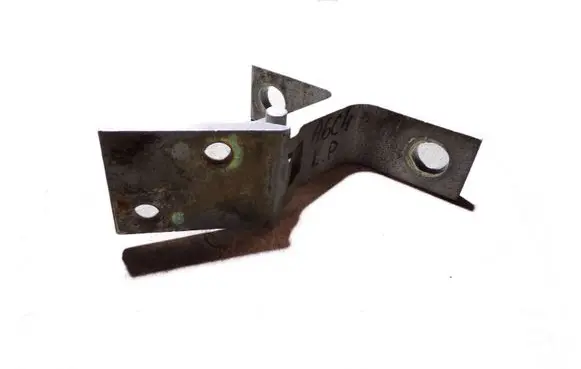 Audi A6 S6 C4 4A Front door upper hinge 4A0831401A