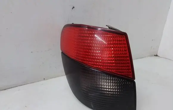 Peugeot 406 Rear/tail lights