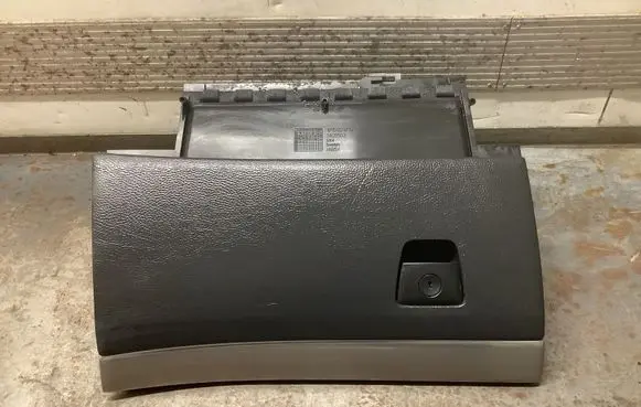 Volvo XC90 Glove box 3409563 3874735