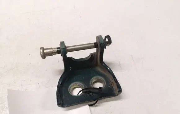 Peugeot 307 Rear door lower hinge