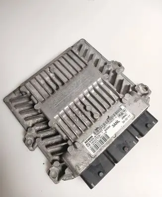 Ford Focus Engine control unit/module 4M5112A650JL 5WS40303KT