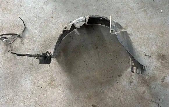 Dacia Sandero II Front wheel arch liner splash guards 