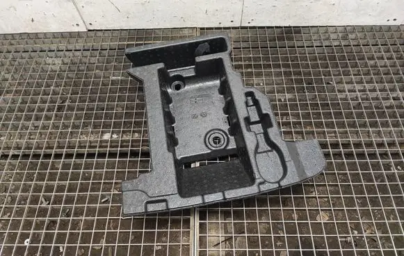 Chevrolet Camaro Other trunk/boot trim element 84086509