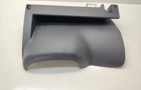 Hyundai Tucson JM Dashboard lower bottom trim panel 