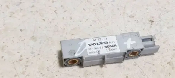 Volvo V70 Airbag deployment crash/impact sensor 9452777 003996 100902