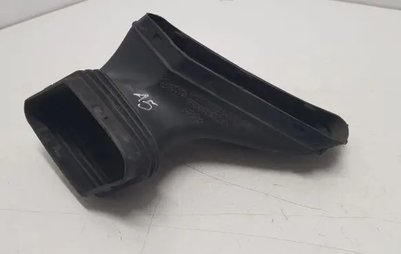 Audi A5 Sportback 8TA Air intake duct part 8R0129739A
