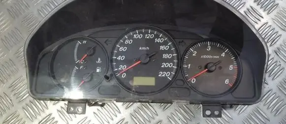 Mazda 323 F Speedometer (instrument cluster) CKBJ3B
