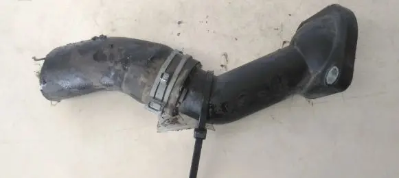 Volkswagen Golf VI Engine coolant pipe/hose 06A121121C