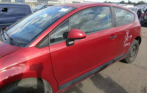 Citroen C4 I Front door 