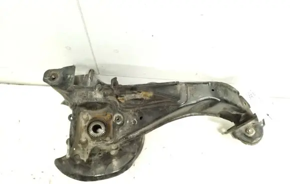 BMW 2 F46 Rear wheel hub