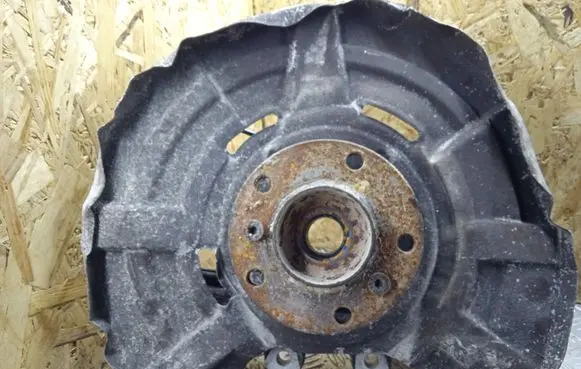 BMW 5 F10 F11 Rear wheel hub 6784901
