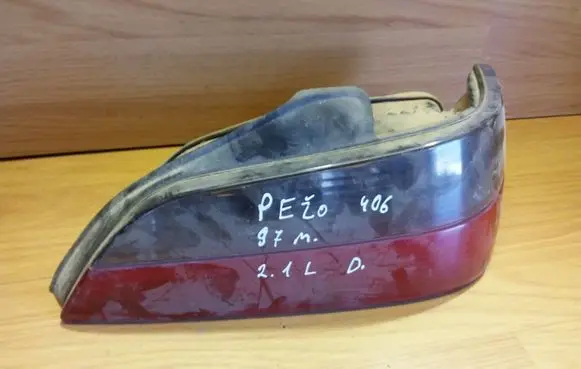 Peugeot 406 Rear/tail lights