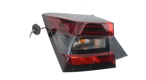 Nissan Juke II F16 Rear/tail lights 265556PA0A