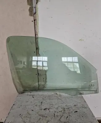 Citroen Berlingo Front door window glass four-door 43R000090 E000002 DOT481M532AS2