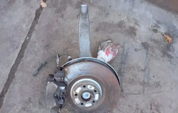 Volvo XC90 Front wheel hub spindle knuckle