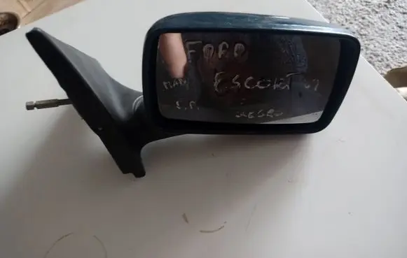 Ford Escort Manual wing mirror 