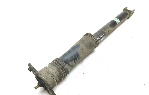 Hyundai i40 Rear shock absorber/damper 553113z410
