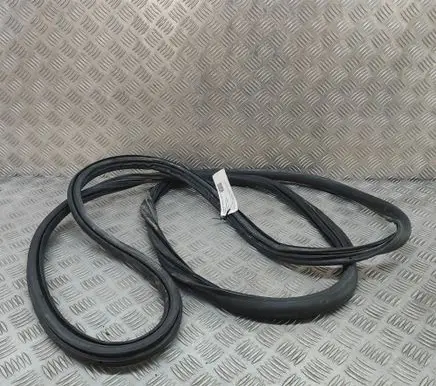 Toyota Proace Rubber seal rear door SU001A6029