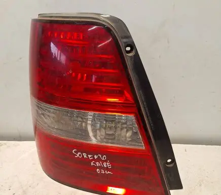 KIA Sorento Rear/tail lights 9243E5 A044935