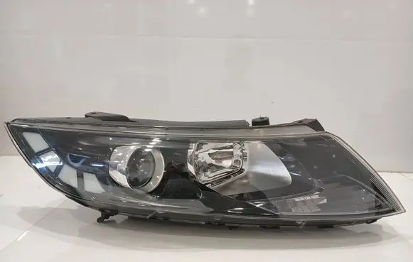 KIA Optima Headlight/headlamp 921022T300