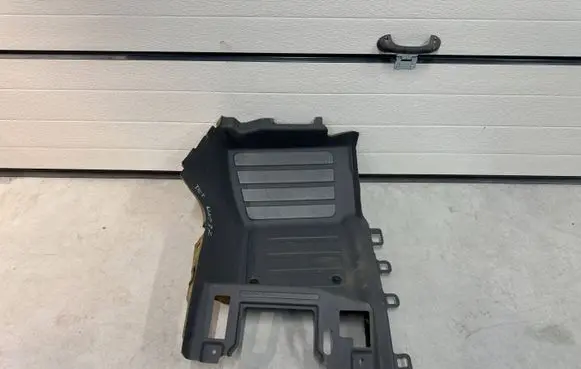 Land Rover Defender Interior carpet DEF663WND37