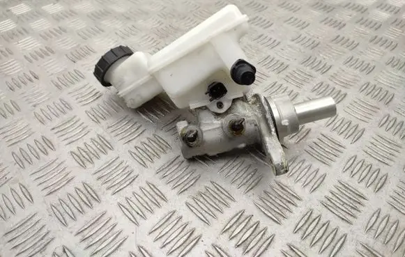 Ford Fiesta Master brake cylinder L1TC2K478A