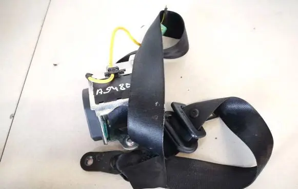 Volkswagen Phaeton Front seatbelt 3d1857705aa