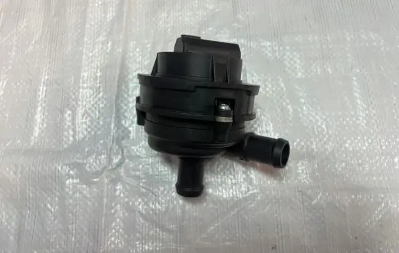 Alfa Romeo Giulia Electric auxiliary coolant/water pump 50533833