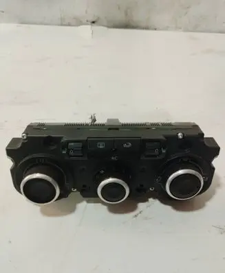Volkswagen PASSAT B6 Climate control unit 1K0820047DL 5HB00871955