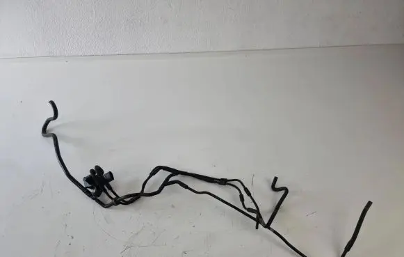 Volkswagen Tiguan Vacuum line/pipe/hose 5N0612041L 1K0906283