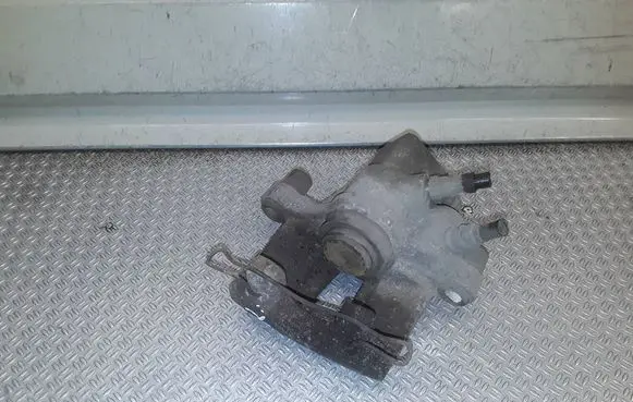 Ford Focus Rear brake caliper