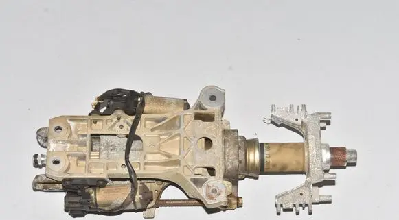 Steering wheel axle set