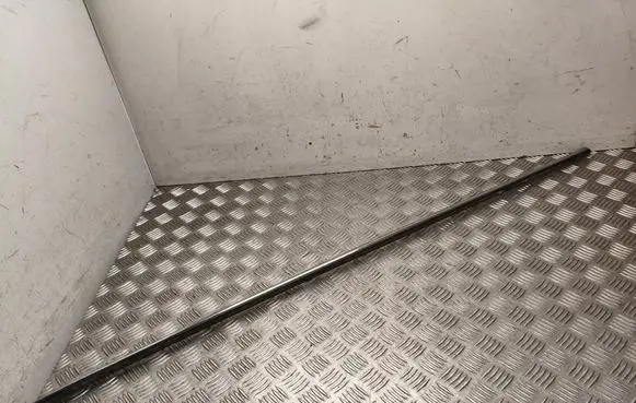 Mercedes-Benz 250 280 W108 Other sill/pillar trim element