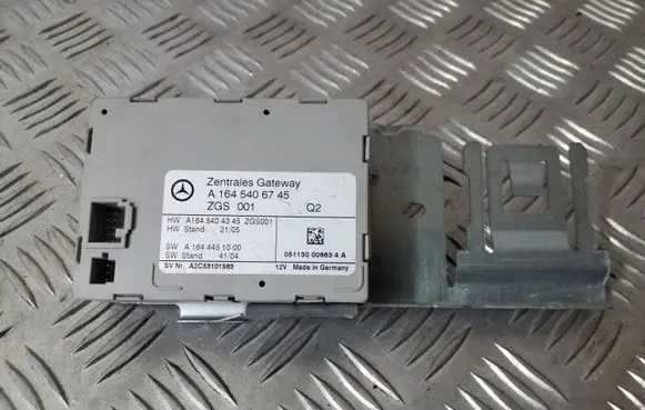 Mercedes-Benz R W251 Door central lock control unit/module A1645406745 A1645404345