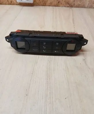 Ford Focus C-MAX Climate control unit 3M5T18C612AL WR0B46026