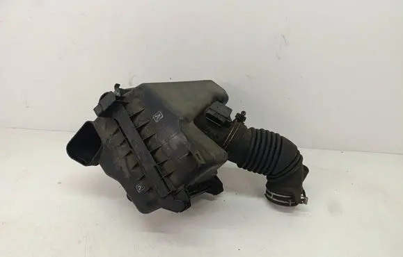 Toyota Corolla E140 E150 Air filter box 222040N010 0R02