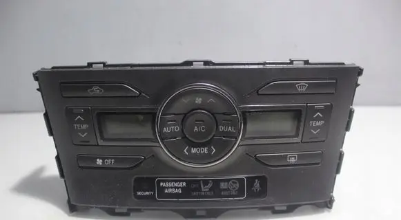 Toyota Auris 150 Interior fan control switch 