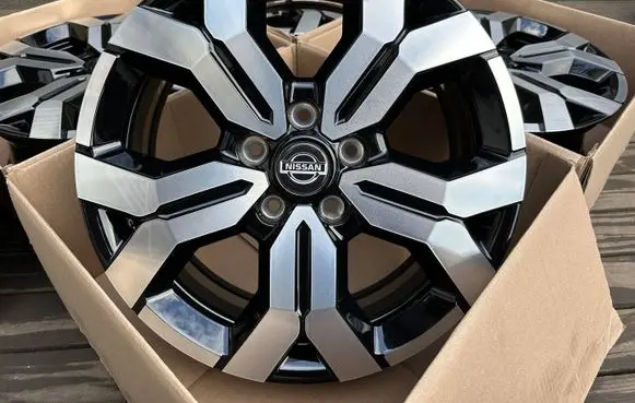Nissan Serena R17 alloy rim 403000531R