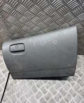 Volkswagen Sharan Glove box 7M1858912F