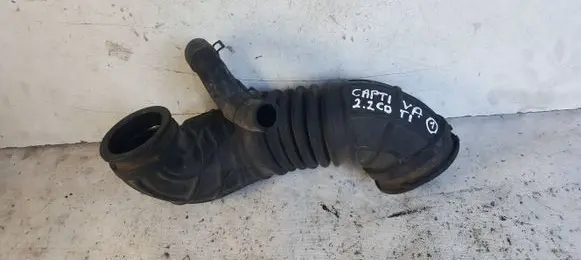 Chevrolet Captiva Air intake hose/pipe 20998611