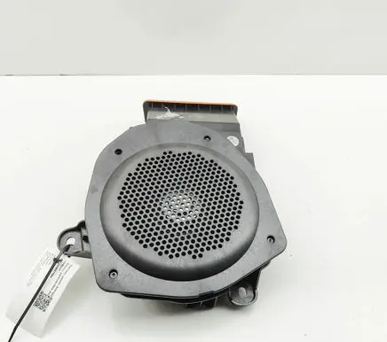 BMW iX1 Subwoofer speaker 5B4E648