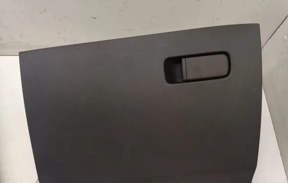 MG ZS Glove box 10716593